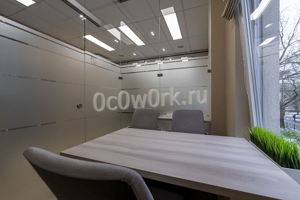 Переговорная комната в коворкинге на час на 3 мест улица Карла Маркса Калининград Аренда - фото