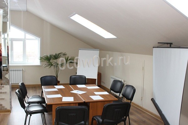 Переговорная комната в коворкинге на час на 6 мест Новоямская улица Клин Аренда - фото